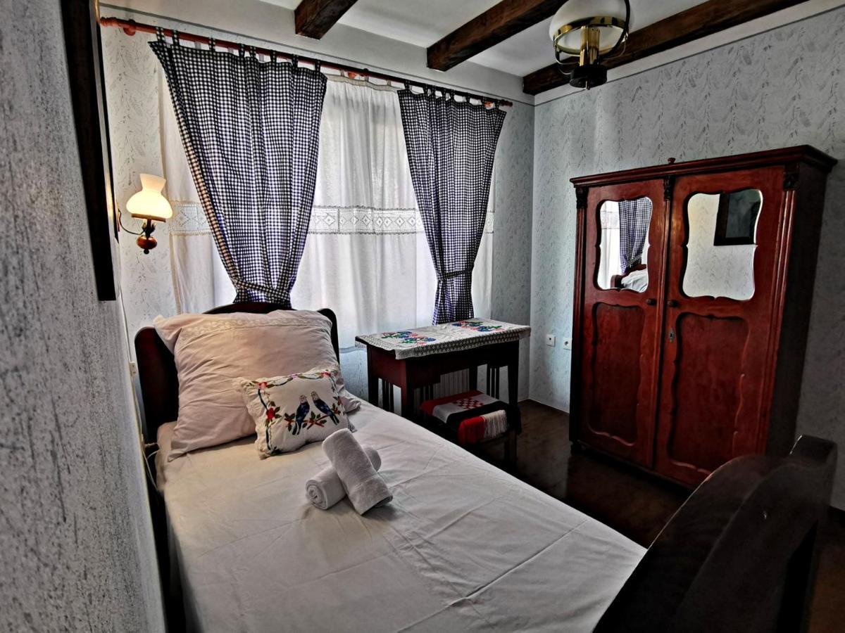 Apartment Slavonska Kuca Pleternica Bagian luar foto