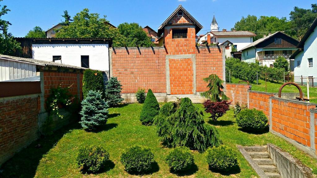 Apartment Slavonska Kuca Pleternica Bagian luar foto